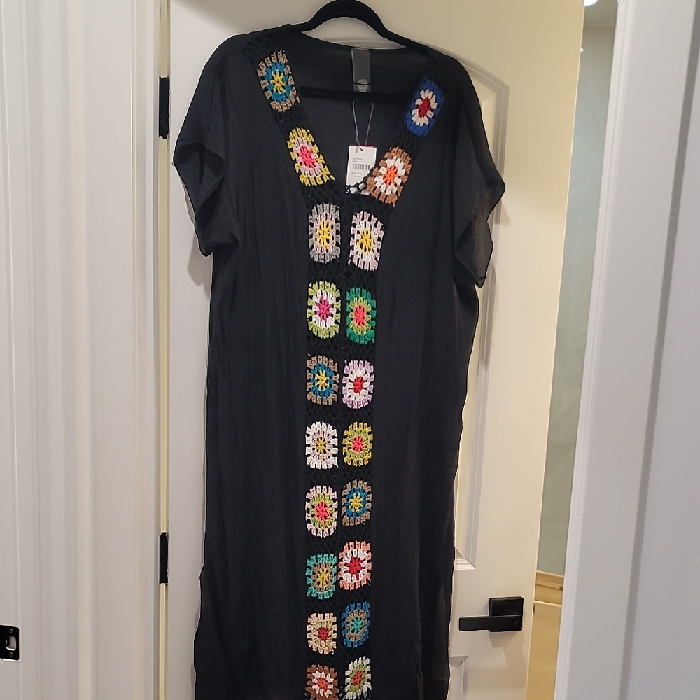 Vince Camuto Coverup